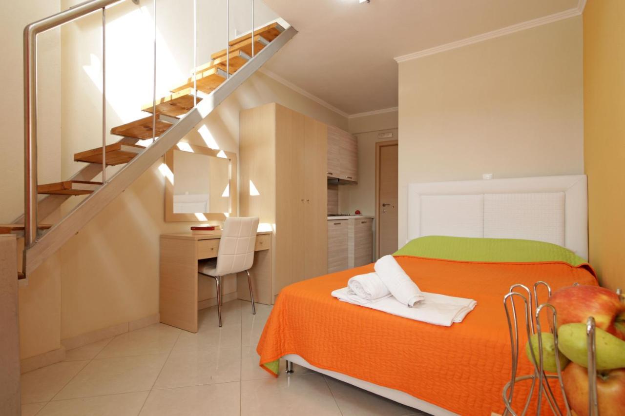 Mavridis Rooms 2 Nikiti  Exterior foto